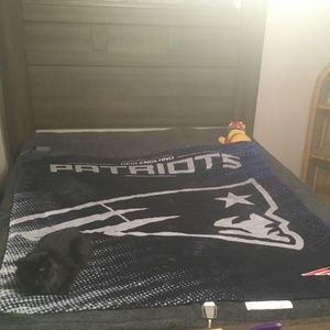 Patriots blanket